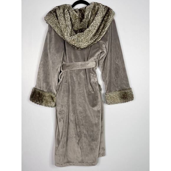 Pottery Barn Gray Caramel Small Faux Fur Robe Plush Tie Waist Hooded Cozy Lounge - Picture 2 of 10
